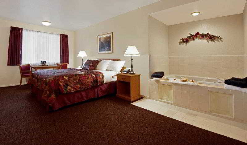 Western Hotel 3*